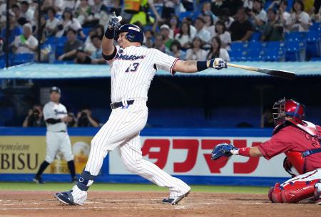 ヤ１１―１広（２６日）　ヤクルト、広島戦勝ち越し