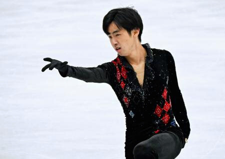 友野一希４位、壷井達也は８位　フィギュアのネーベルホルン杯