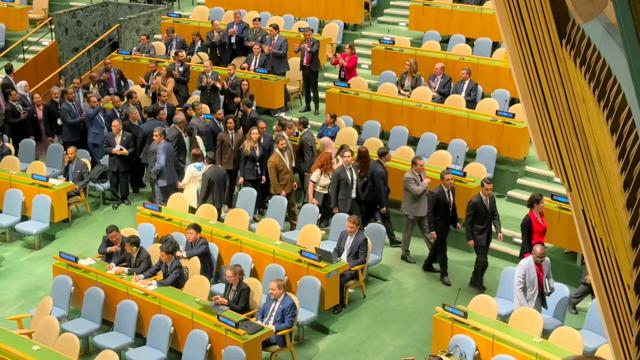 ネタニヤフ首相、国連総会で強気の演説　その裏で警戒する各国の圧力