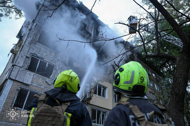 ロシア軍がウクライナに大規模攻撃　ミサイルなど、首都で4人死亡