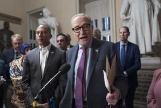 トランプ氏と民主党幹部、会談へ　政府閉鎖の回避模索