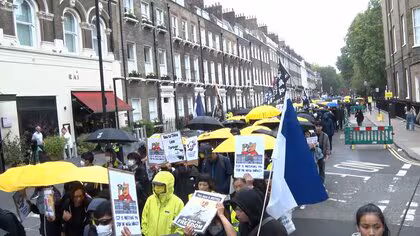 ロンドン中心地に欧州最大級の中国大使館建設計画で反対デモ　国境越えた検閲や民主化勢力への抑圧に懸念