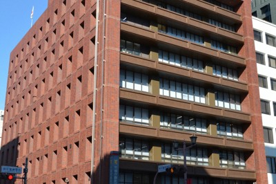 「借金返済のため」虚偽の処方箋で抗がん剤転売、詐欺容疑で医師逮捕