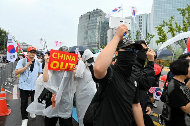 「チャイナアウト」韓国で続く保守派デモ　李在明大統領は対策を指示