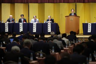 追加利上げ「予断持たず判断」＝業況感は全体として良好―日銀総裁