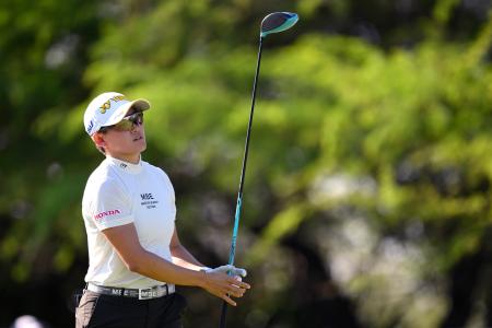 岩井明２位、渋野は予選落ち　米女子ゴルフ第２日