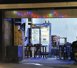 外国人による児童買春がはびこるラオスの夜　「友達に言えない…」摘発や病気が怖くてもやめない少女の事情