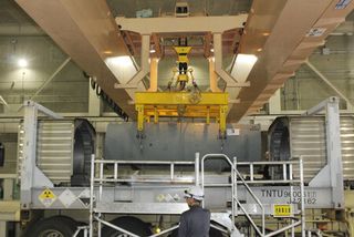１１年ぶりに原料ウラン受け入れ＝日本原燃、青森の濃縮工場で