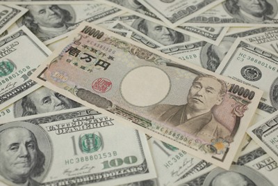 NY市場で円相場が一時152円台に　約8カ月ぶりの円安水準