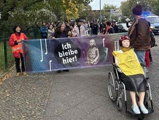 ドイツの少女像存続求め抗議行動　撤去期限迎え韓国系団体