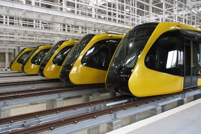 宇都宮LRT、洗車中の乗車体験　車両基地を11月9日に公開