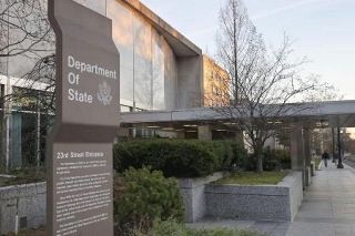 中国女性と交際隠し米外交官解雇　「愛のため政府に逆らった」
