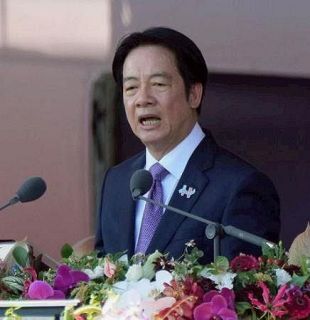台湾総統、防衛力強化を訴え　建国記念式典で演説