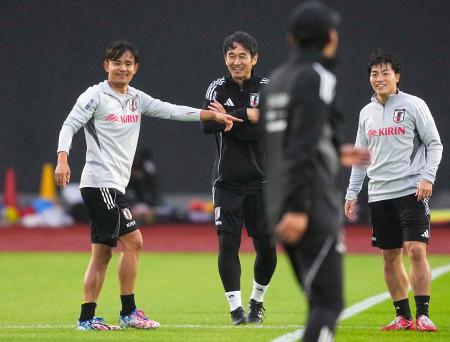 日本代表、久保が全体練習に合流　サッカー、１４日にブラジル戦