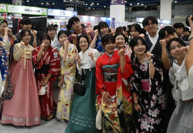 ソウルで日韓交流おまつり　国交60年、伝統芸能からKポップまで