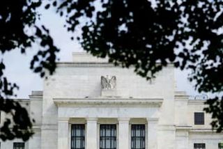 米、需要減で人員削減増　FRB、AI投資も背景