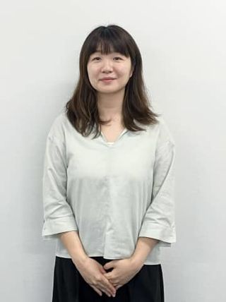 女性が喜ぶ機能を満載、複数ポケット、はき心地良く　作業用ストレッチパンツ【経済トレンド】