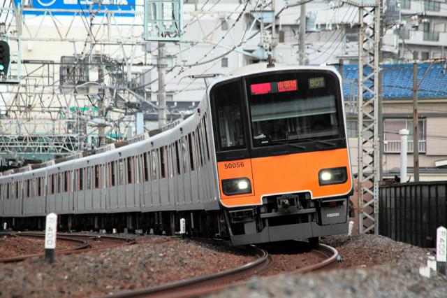 東武伊勢崎線の運転士、電子たばこ吸いながら運転　常習的に喫煙か