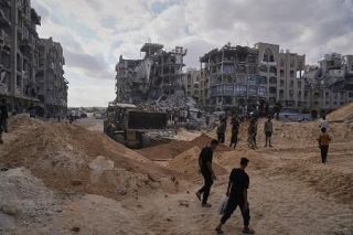 ハマスが新たに２遺体返還　計１２人に、ガザ停戦予断許さず
