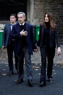 仏サルコジ元大統領が収監　パリの刑務所に、戦後初