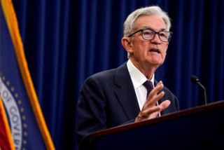 FRB、2会合連続利下げの公算 米、統計延期中に異例開催