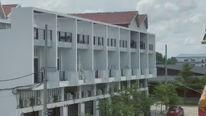 拠点には1000人程がいたか…カンボジアで“かけ子”をした疑いで29人逮捕の事件 拠点はアジア各国の詐欺にも利用か
