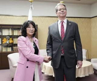 日米財務相が会談　為替、対ロシア制裁を議論か