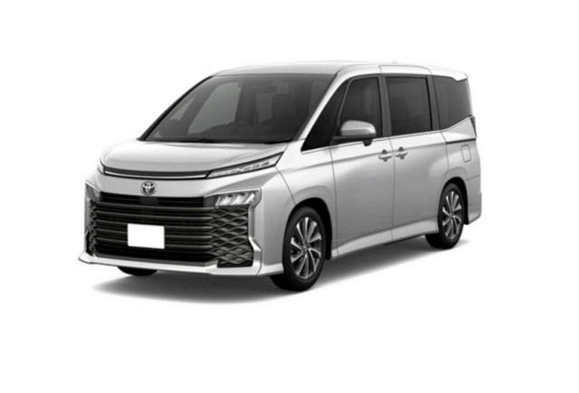 トヨタ 「ヴォクシー」など128万台リコール カメラに不具合