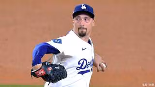 波乱の幕開け、ド軍先発スネルがいきなり2発浴びる 試合開始直後の2者連続弾はWS史上初、スタジアムは悲鳴