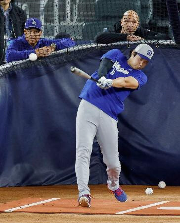 大谷がフリー打撃で柵越え連発 ワールドシリーズ第6戦を控え