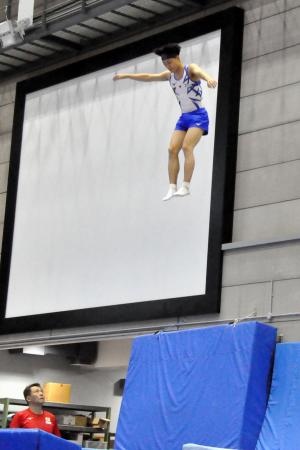 世界トランポリンへ代表が試技会 宮野隼人「目標はメダル獲得」