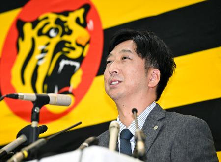 阪神セ連覇の鍵は中継ぎ右腕 藤川監督がオーナー報告