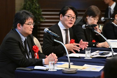 「地域大学振興のあり方」テーマに　福岡で毎日大学フォーラム