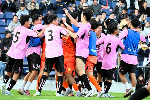 興国が6年ぶり2度目の全国高校サッカーへ　PK戦の末に履正社破る