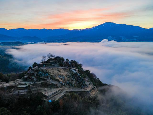 「天空の城」「岐阜のマチュピチュ」苗木城跡の雲海をAIで予測へ