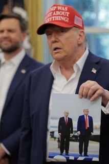 「トマホーク」の供与検討を否定　トランプ米大統領、姿勢転換鮮明