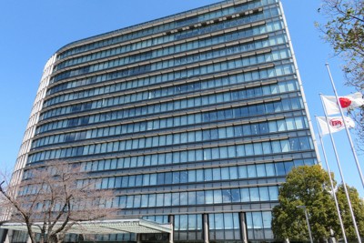 トヨタが26年3月期業績予想を上方修正　関税逆風でも販売好調