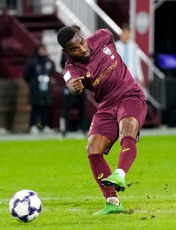 サッカーＡＣＬＥ、神戸が首位に　東地区１次リーグ、蔚山に勝利