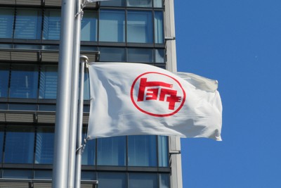 トヨタ2年連続減益　9月中間決算　米関税影響、通期は上方修正