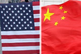 トランプ氏、対中「麻薬関税」10％引き下げの大統領令署名、中国も報復停止　10日発効、首脳会談の合意受け