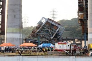 韓国、発電所施設倒壊７人下敷き　南東部・蔚山