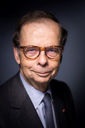 ルイ・シュバイツァーさん死去、８３歳＝仏ルノー元会長、日産提携に尽力