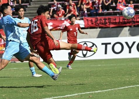 那覇西、2年連続Vで全国切符　鹿島朝日に3-1　延長後半に勝ち越す　高校サッカー沖縄県大会・決勝