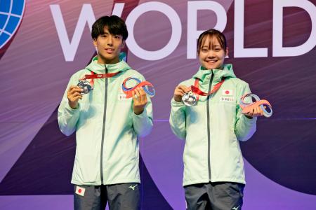 宮野、桜井組が混合「銀」　世界トランポリン第４日の新種目