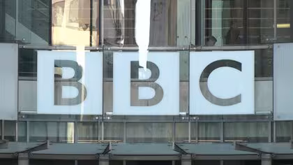 イギリスBBC会長らが引責辞任　トランプ氏演説で「恣意的編集」批判強まる