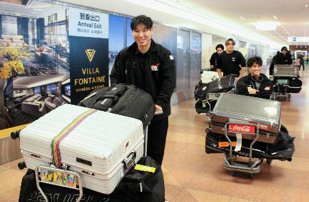 熊谷「諦めず戦った結果」　パラ出場のＩＨ代表帰国