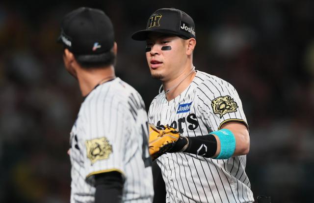 阪神から7人、パの遊撃手は5票差で紅林　三井ゴールデン・グラブ賞