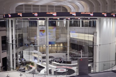 日経平均株価、終値は5万1281円　米経済の不透明感和らぎ