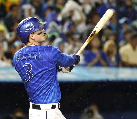 オースティンが退団　ＤｅＮＡ、昨季首位打者