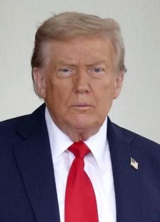 被害者女性と「何時間も」　トランプ氏、米富豪疑惑で